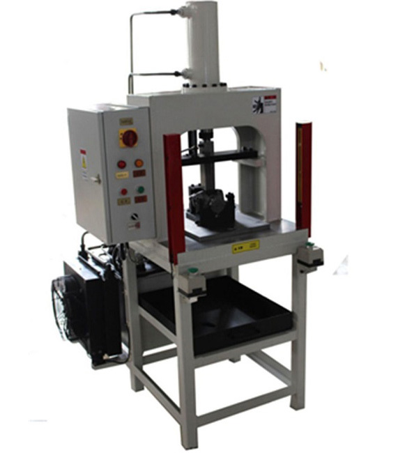 鑄件中孔剪緣機(jī).jpg 鑄件中孔剪緣機(jī).jpg